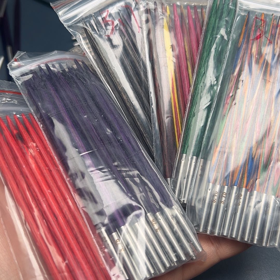 3.75毛衣针圆针随机颜色发