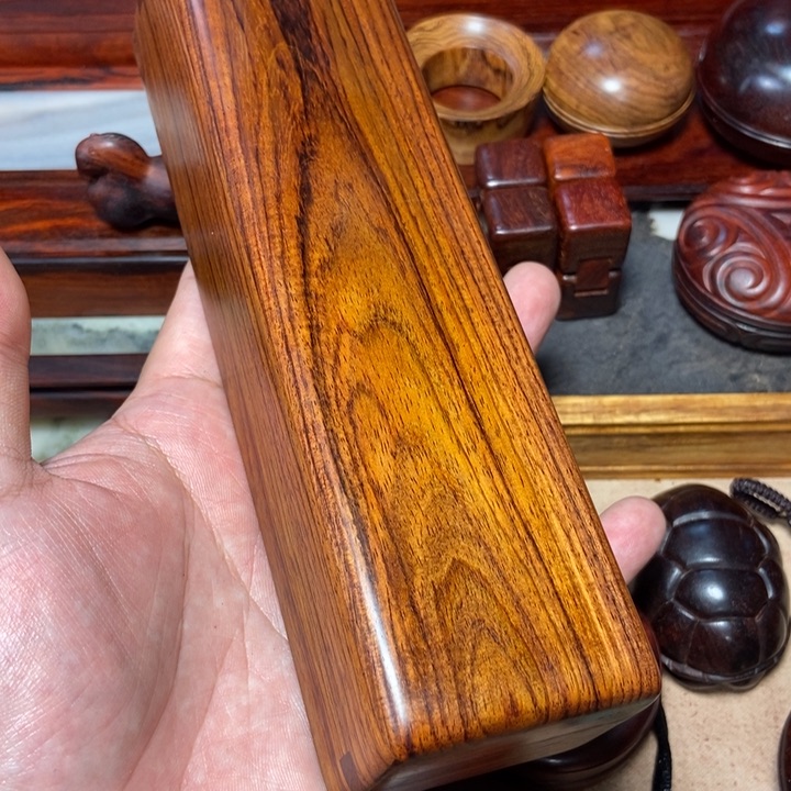 黄花梨/降香黄檀抽盖文盒