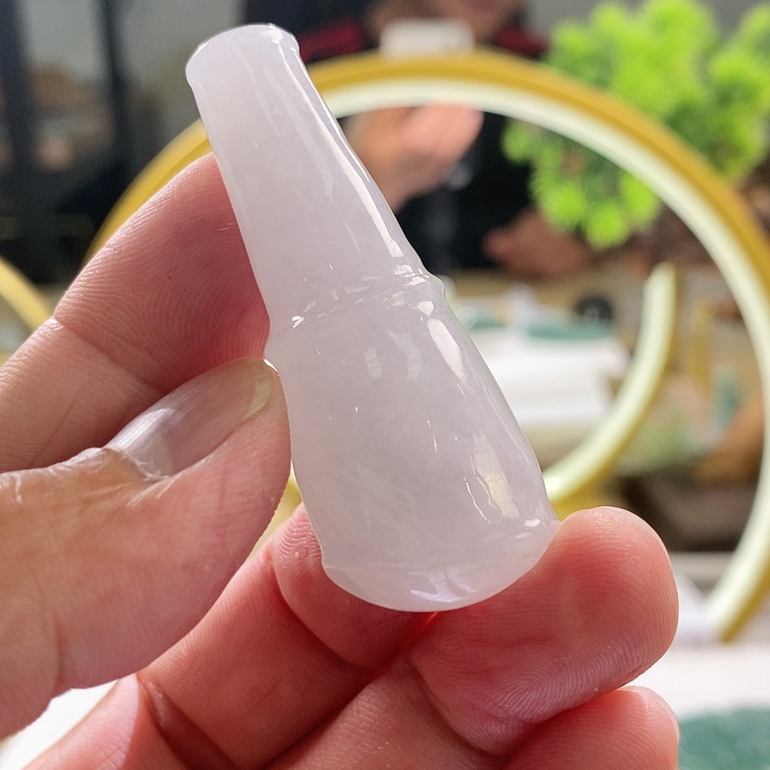 【闪购商品】翡翠颈饰未镶嵌1111111111111