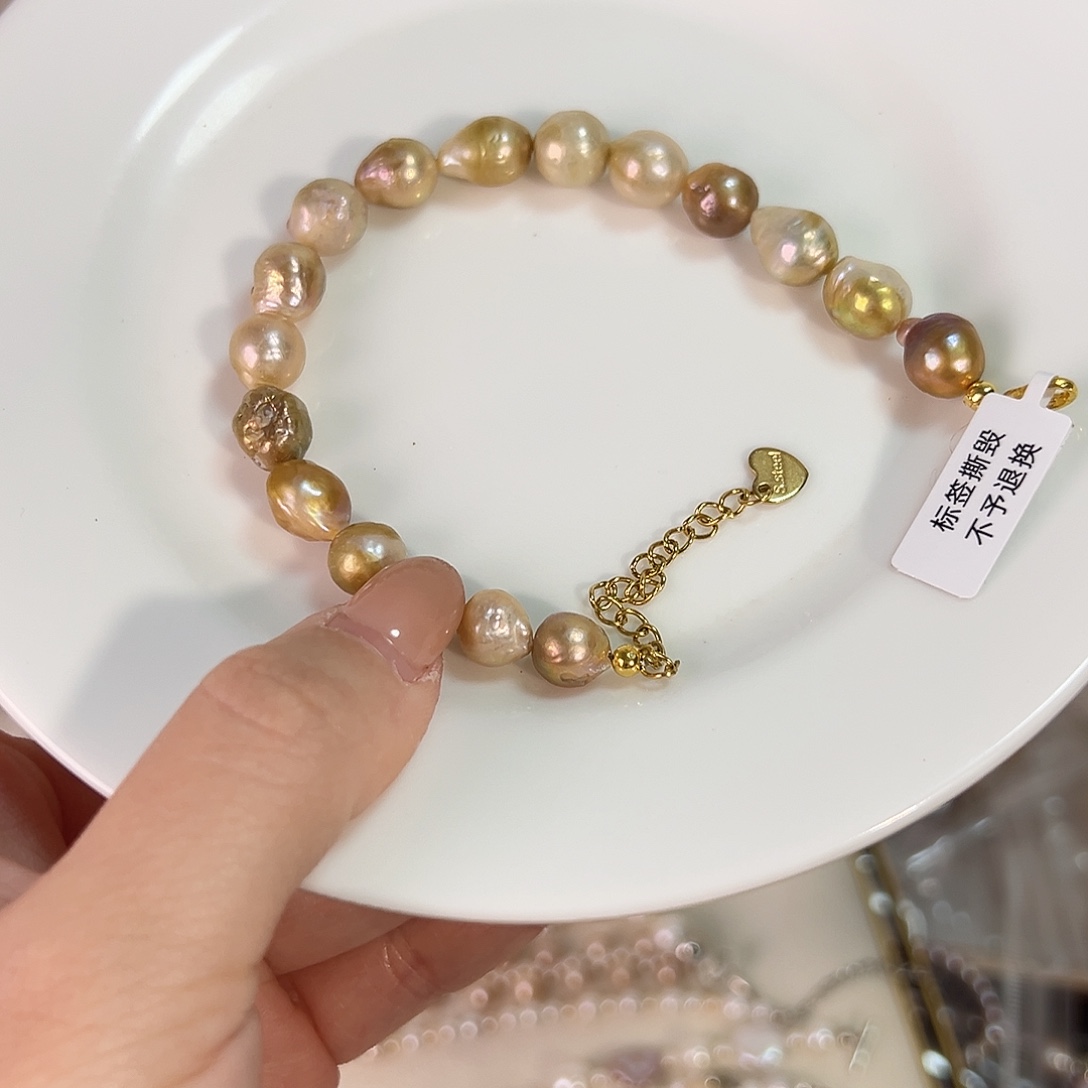 设计款珠宝合金淡水珍珠