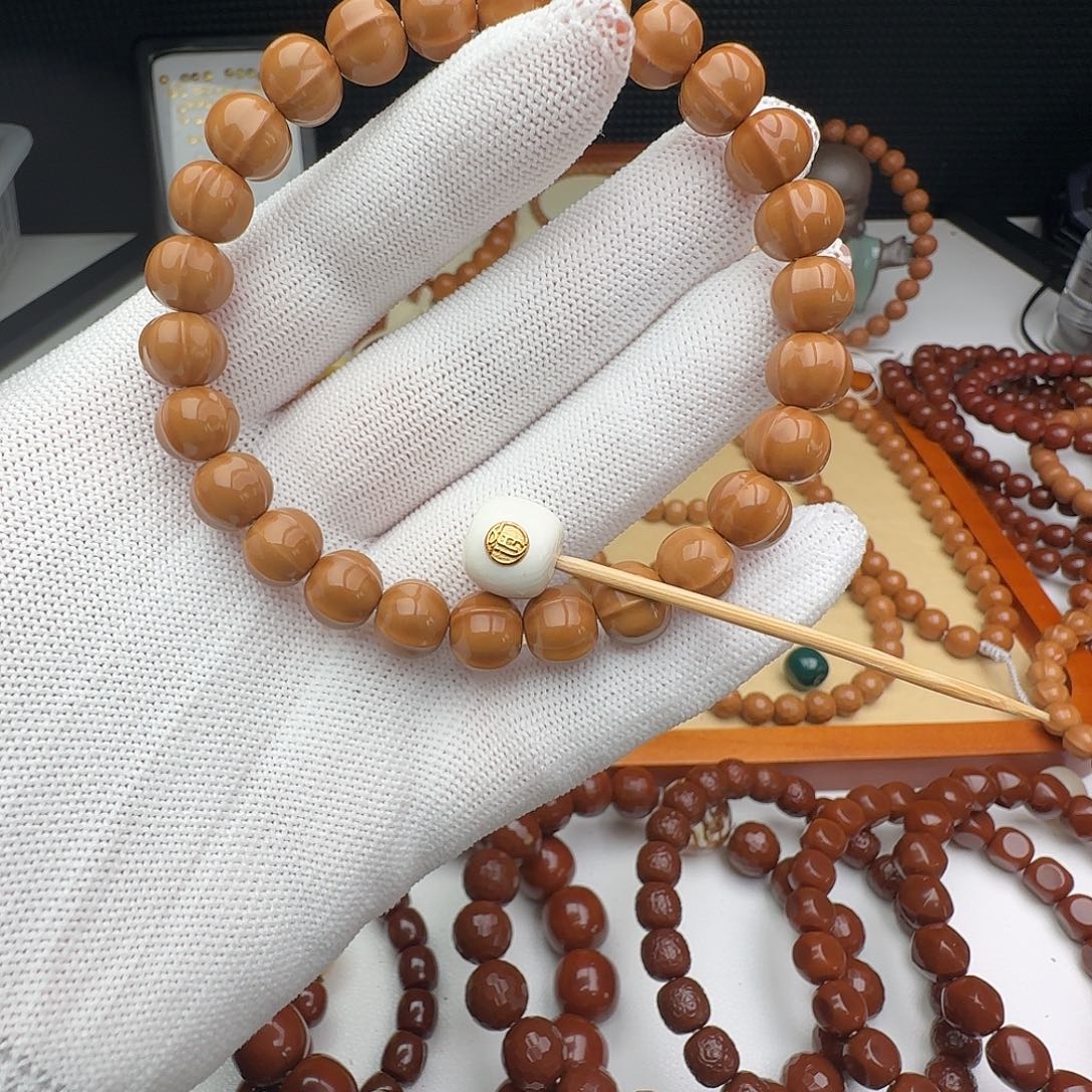 于***味猴头核桃手串鲨鱼➕配饰