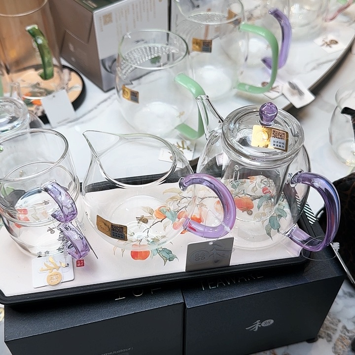 禾器浅紫色宴臣壶加畅然加对杯