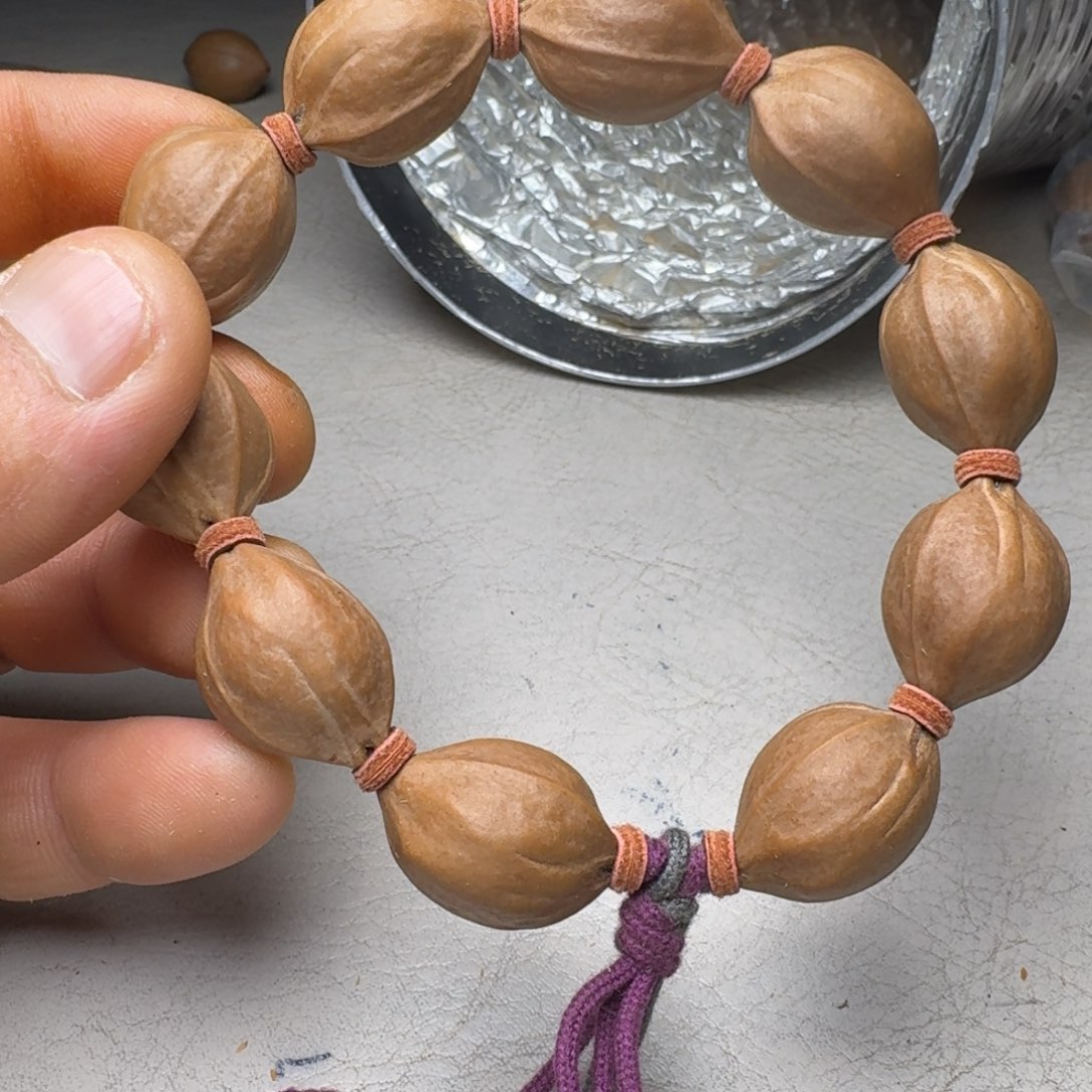 世***怂橄榄核手串橄榄核