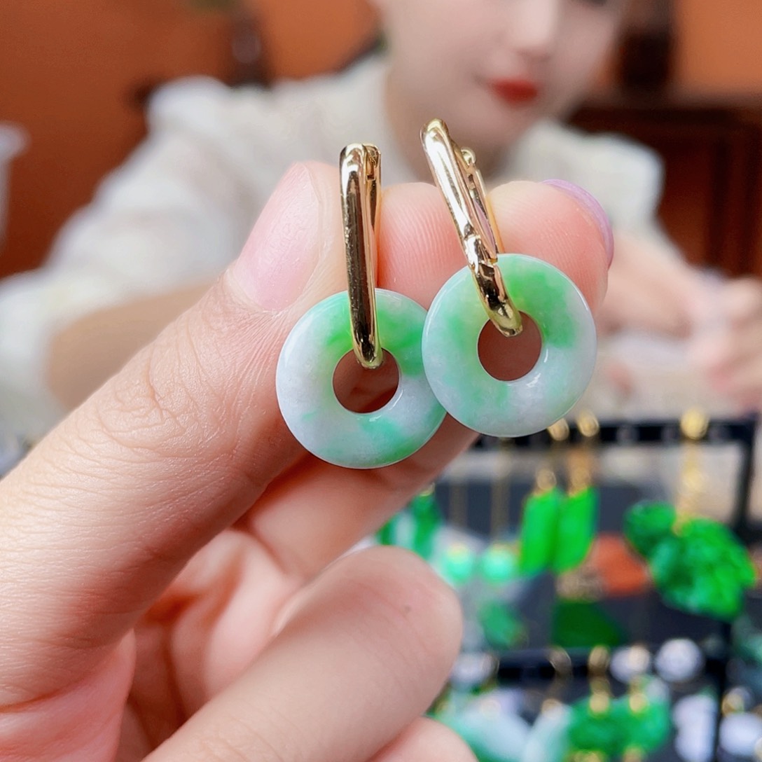 翡翠未镶嵌耳饰饰品