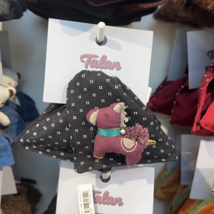 布艺铁合金三角抓