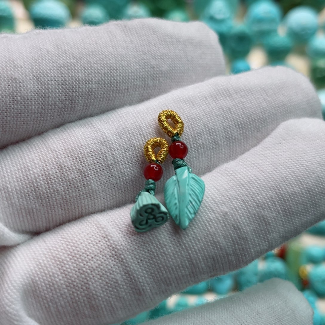 南红玛瑙颈饰未镶嵌