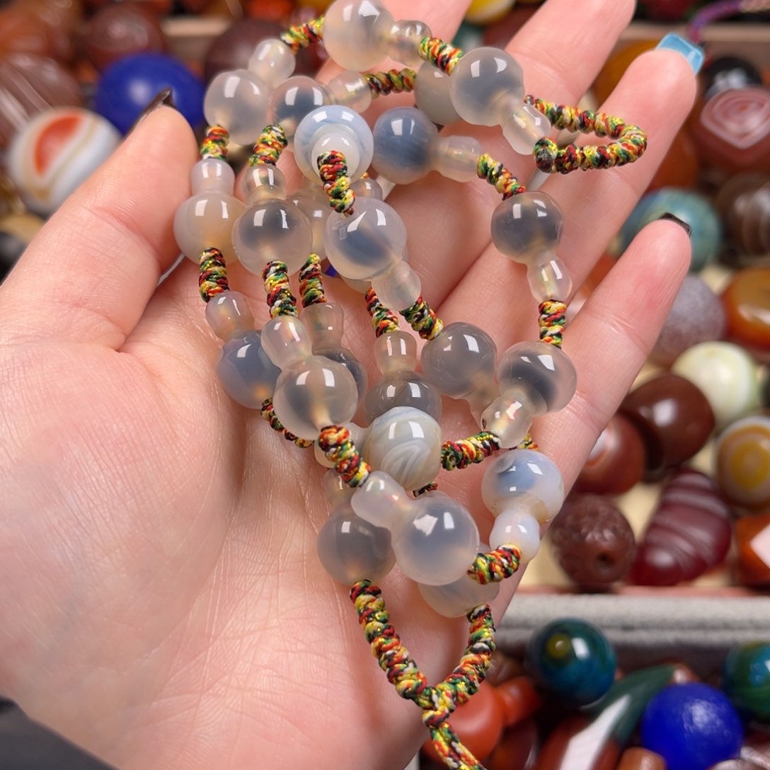 玛瑙/玉髓颈饰未镶嵌