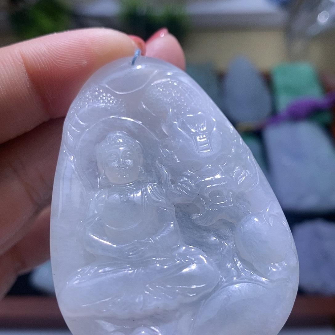 【闪购商品】翡翠未镶嵌颈饰大日