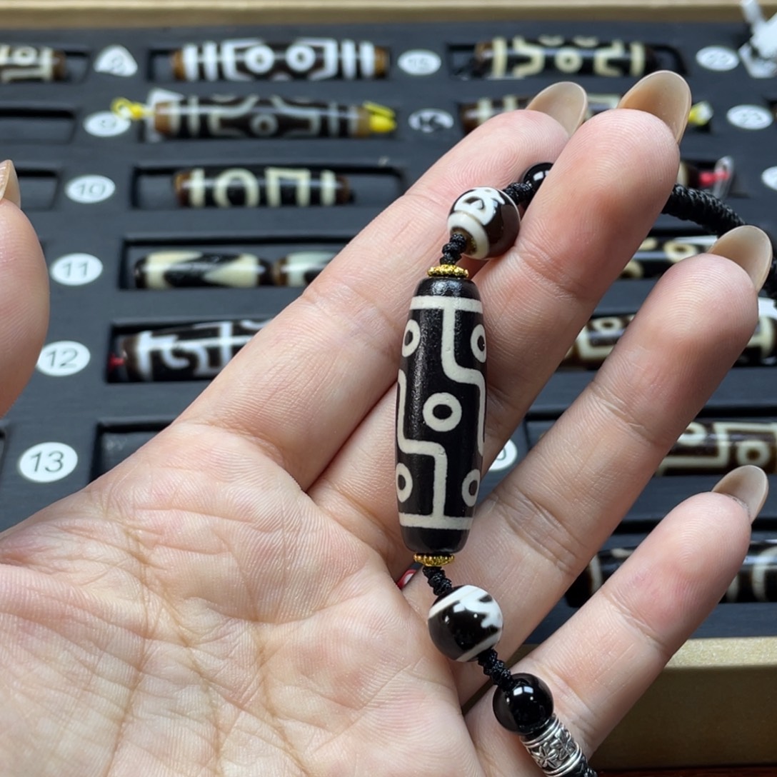 玛瑙/玉髓颈饰/挂件/吊坠手链/手串未镶嵌