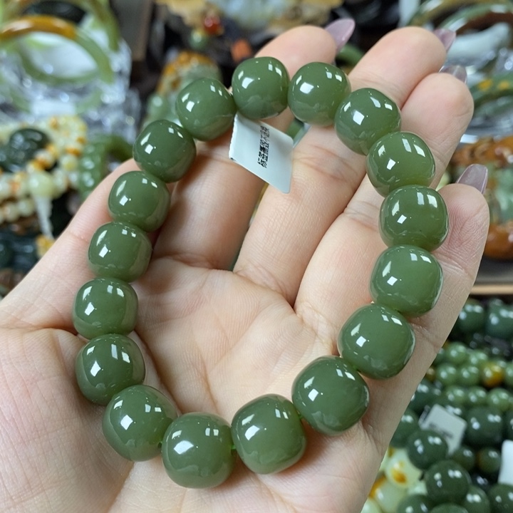 透闪石质玉手串未镶嵌