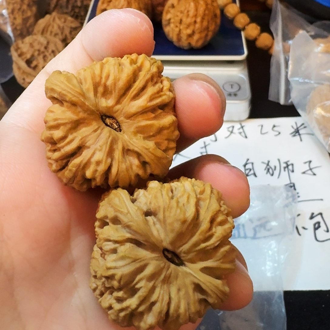 文玩核桃吊坠s*334南疆