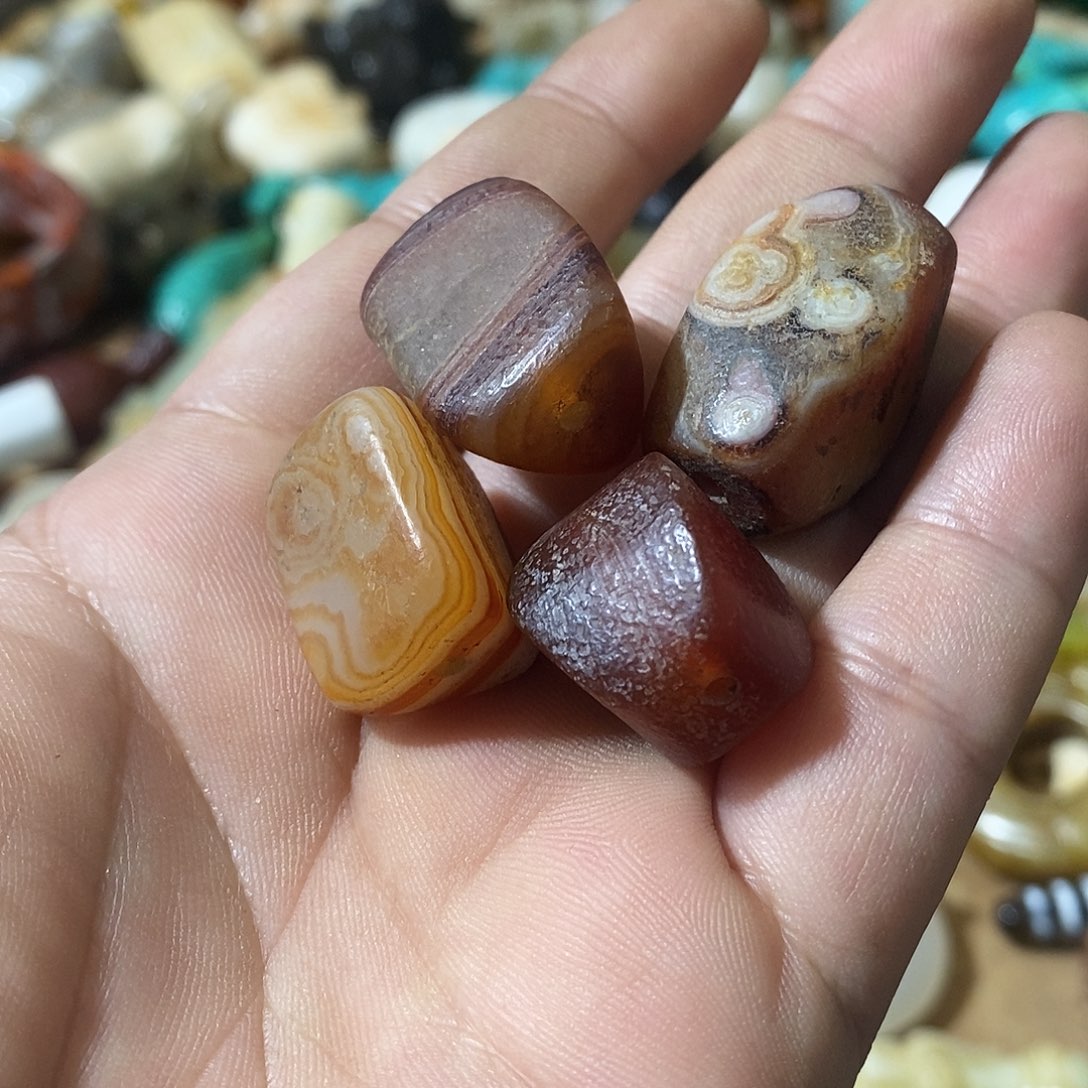 和田玉（糖玉）未镶嵌挂件