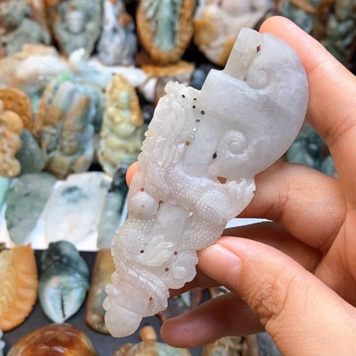定制翡翠未镶嵌特色a货翡翠