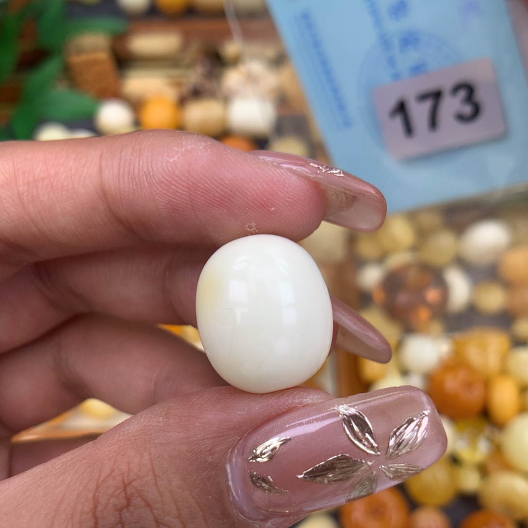 琥珀珠宝奇石未镶嵌15.2