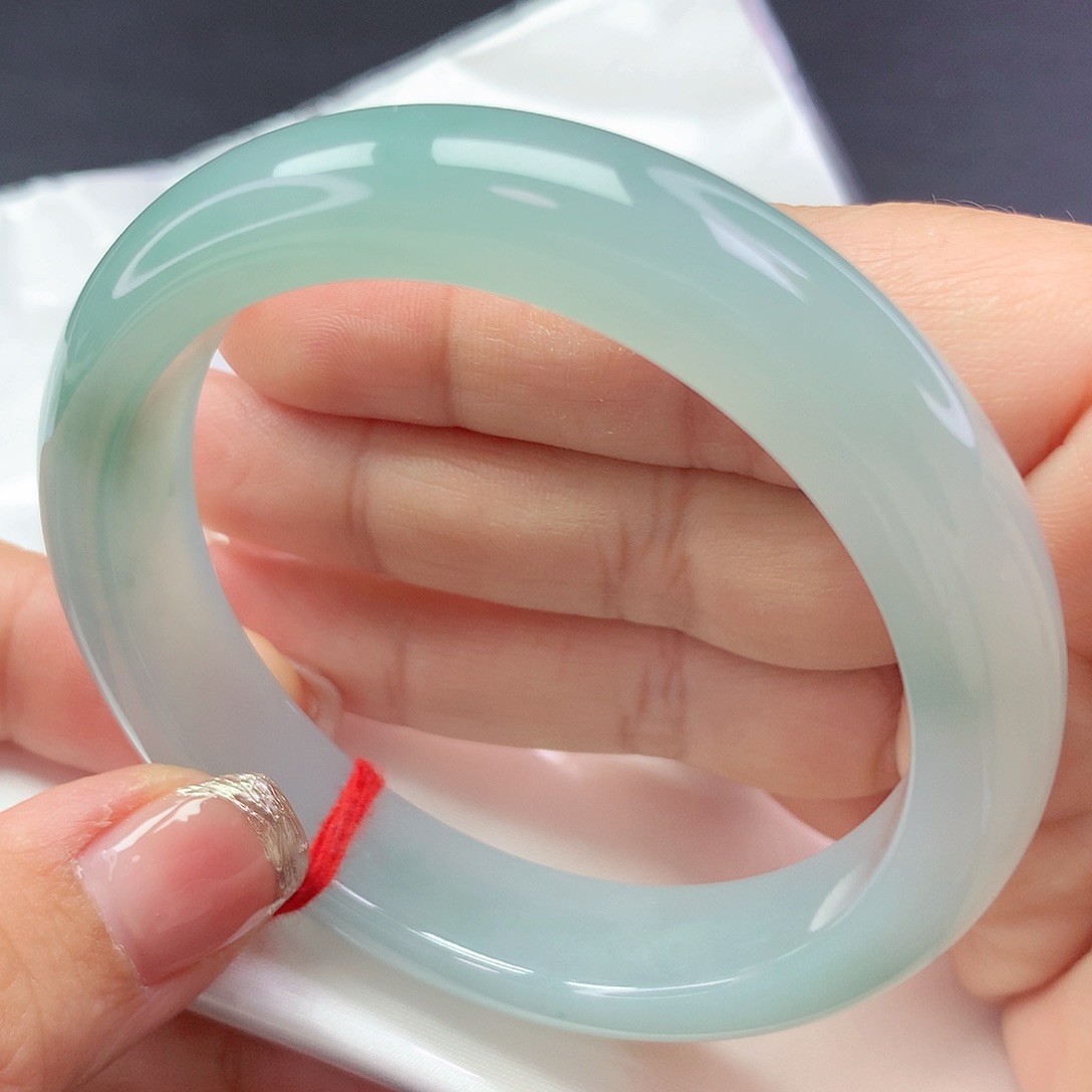 【闪购商品】翡翠手镯未镶嵌a 189890