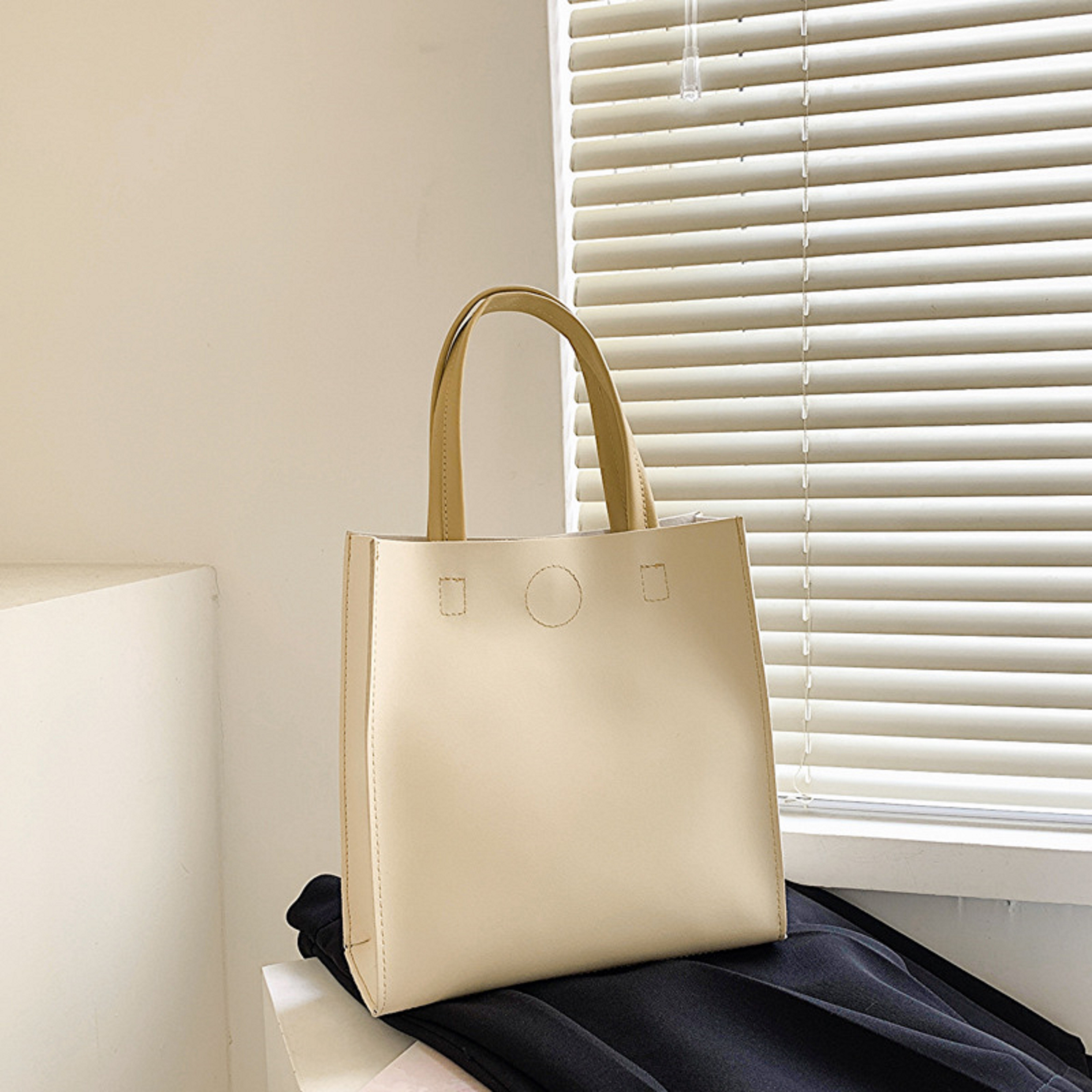 A 对应编码 214 -240（默认微瑕）百搭单肩斜挎包