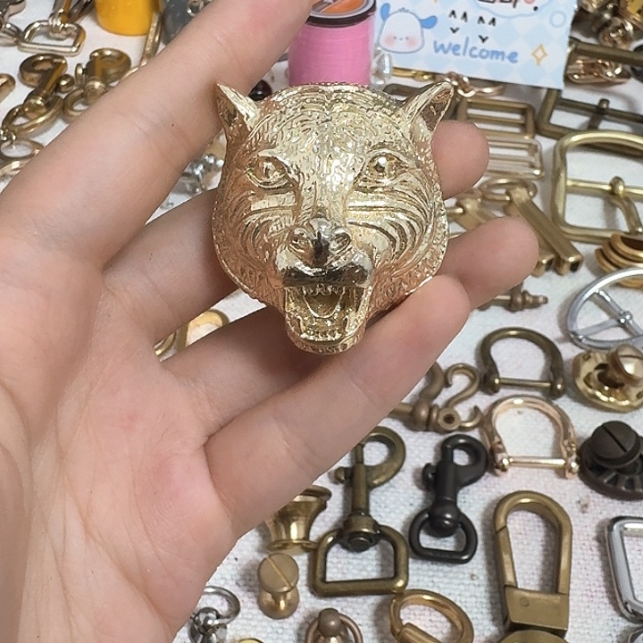 螺丝装饰6元一个配螺丝