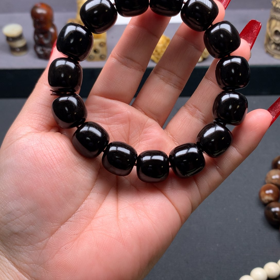 驼骨把件好看驴踢