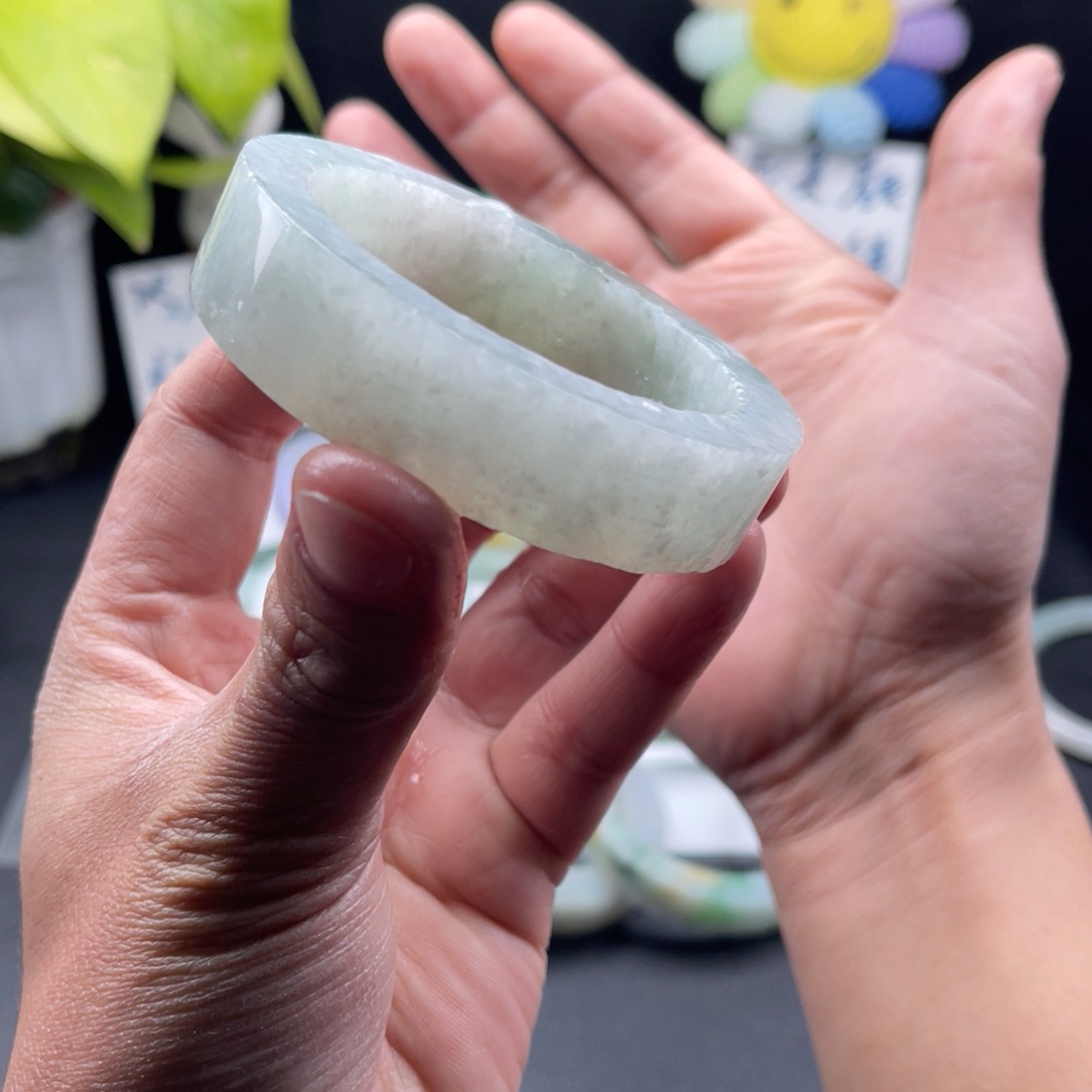 【闪购商品】定制翡翠55-56正圈未镶嵌手镯