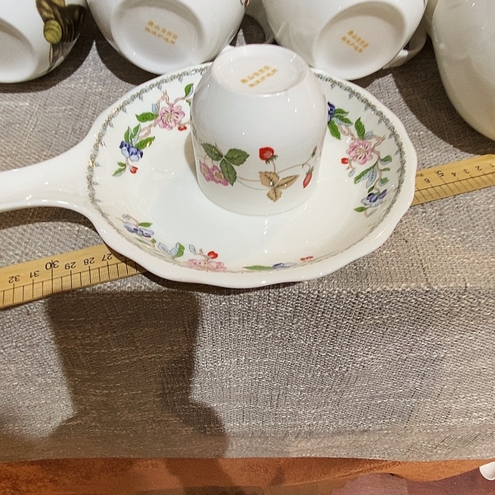 李***丫骨质瓷库存产品盘子