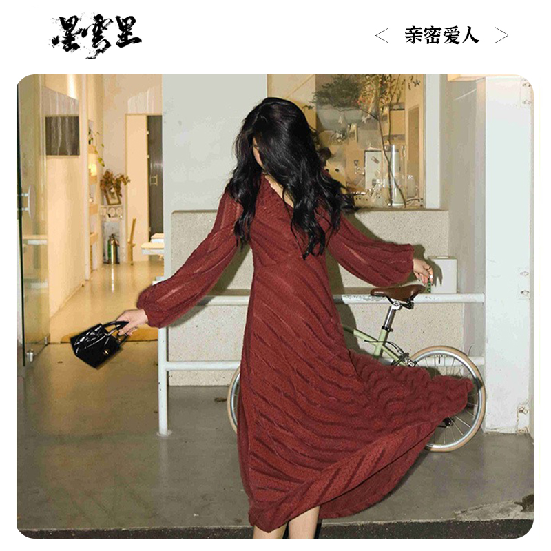 星云里微胖服饰｜亲密爱人｜绒毛蕾丝澳绒法式微胖打底红色连衣裙