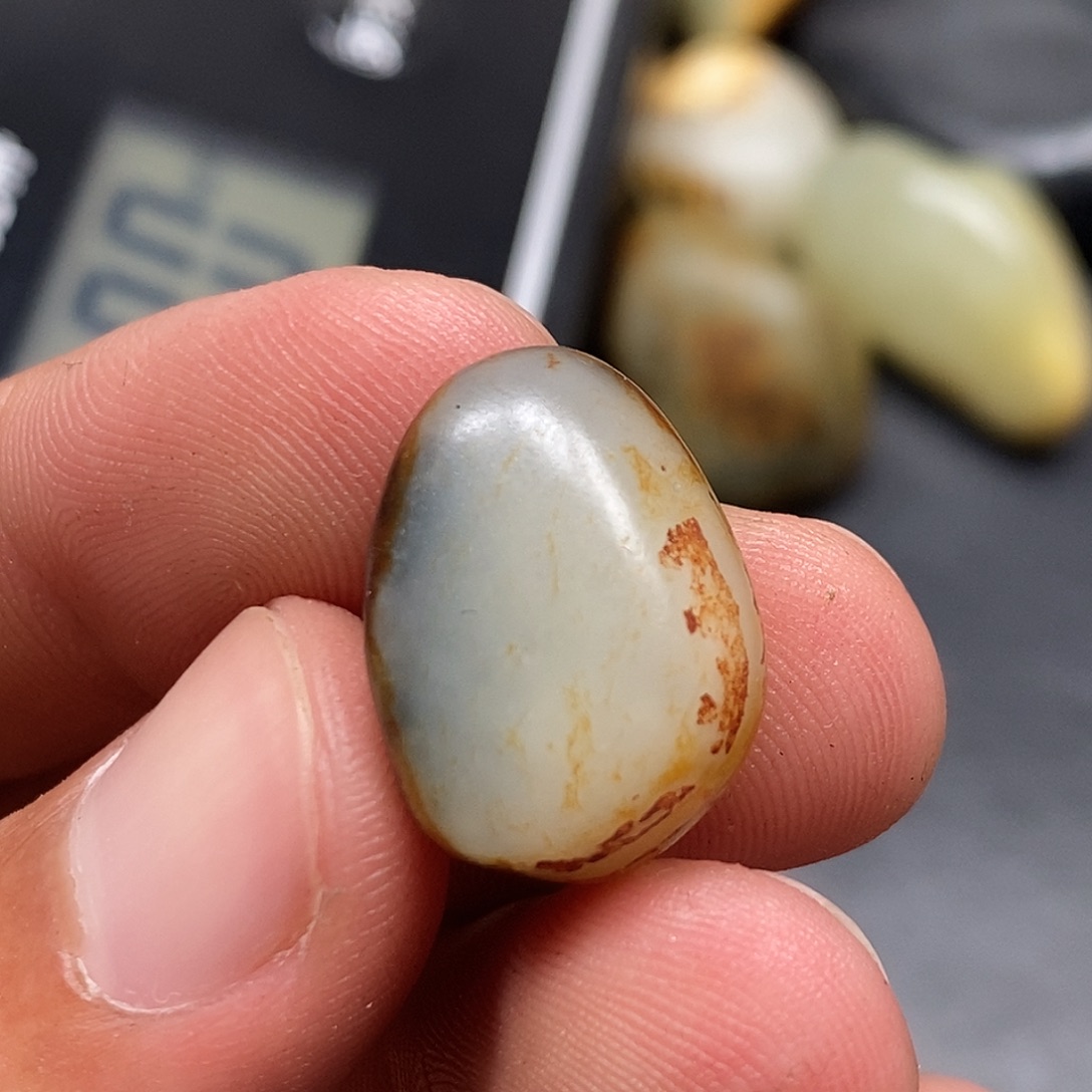 和田玉（糖玉）未镶嵌挂件