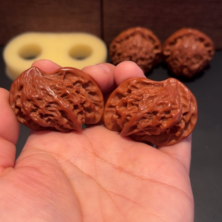 煊****吊坠文玩核桃犀牛望月