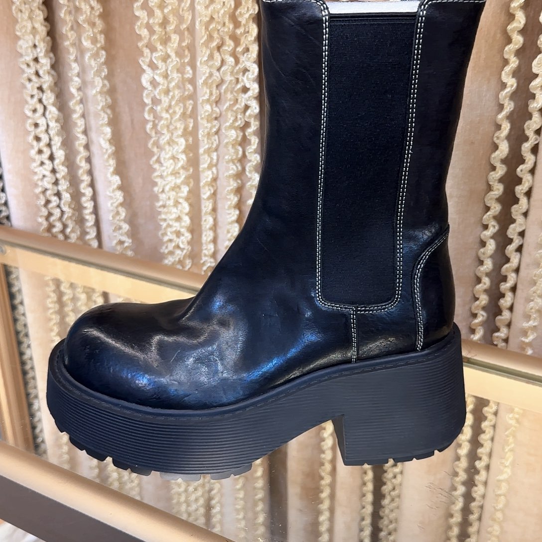 王***儿30号黑色切尔西烟管靴36码