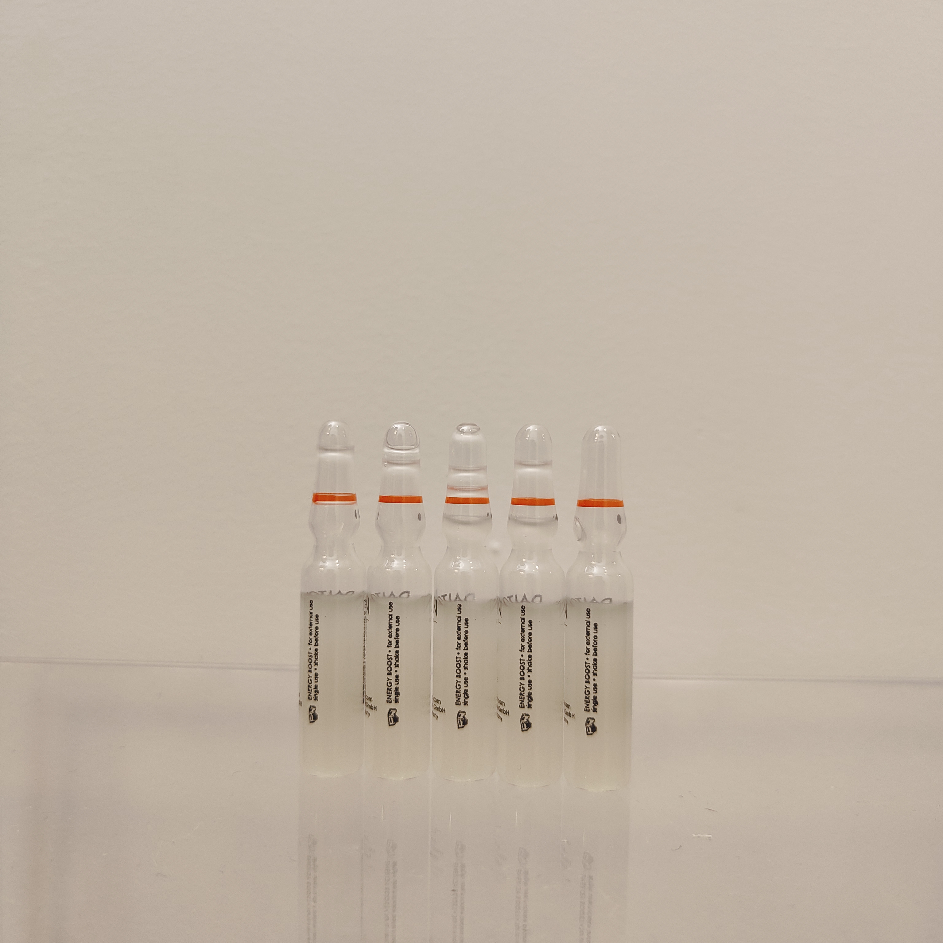 yy提亮精华安瓶.