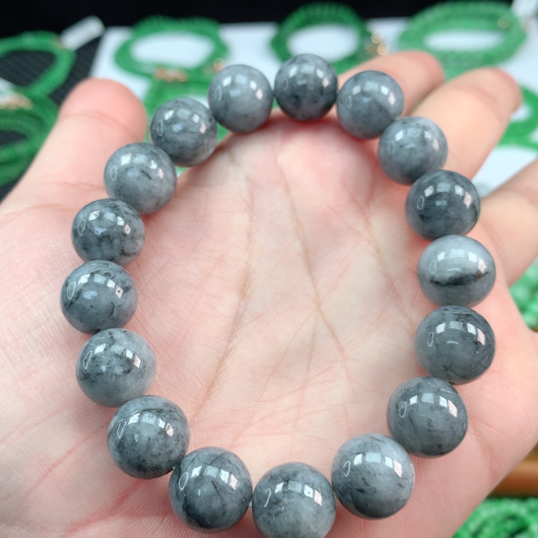 翡翠手链未镶嵌翡翠