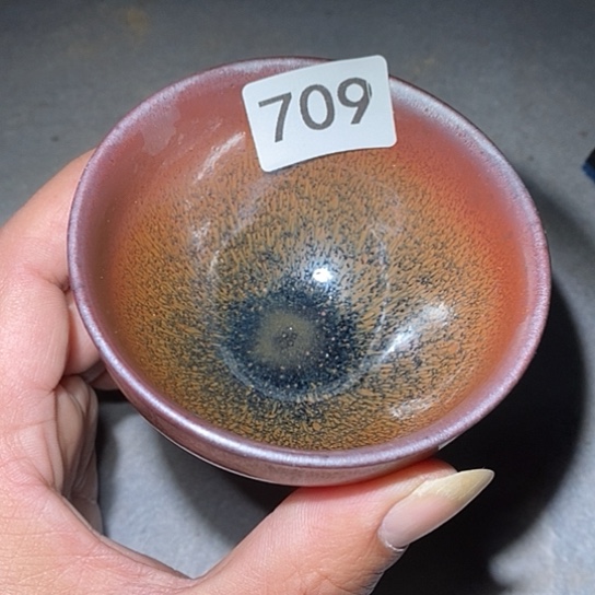 茶盏是因为一切顺利！一个人