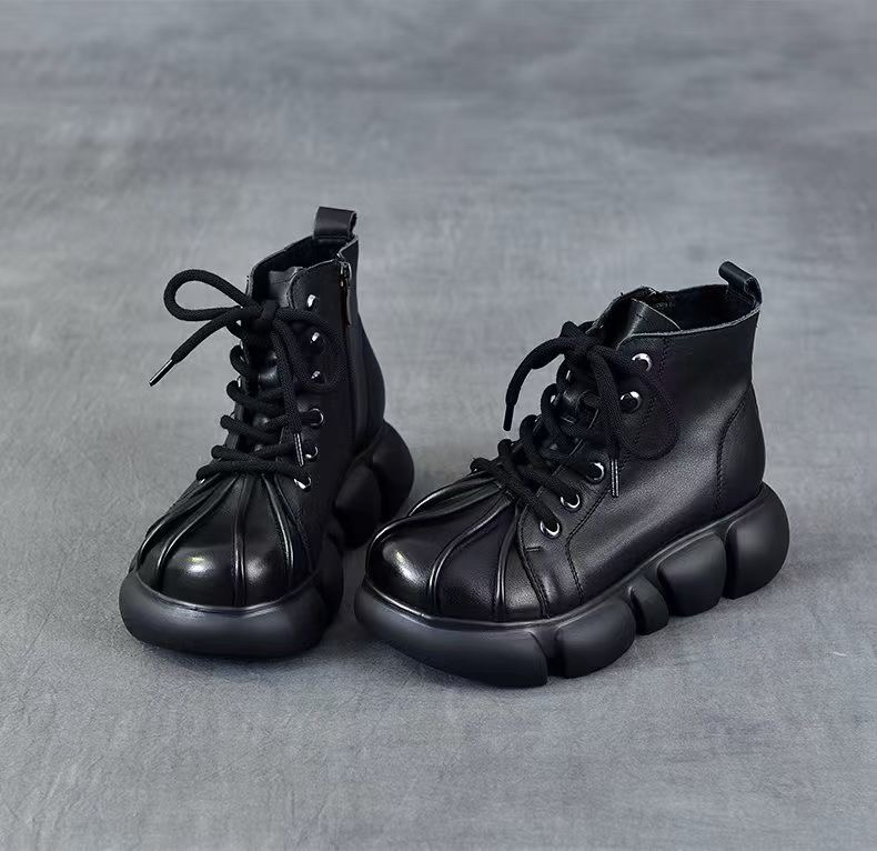 秋冬新款牛皮复古休闲超轻底短靴（百搭）