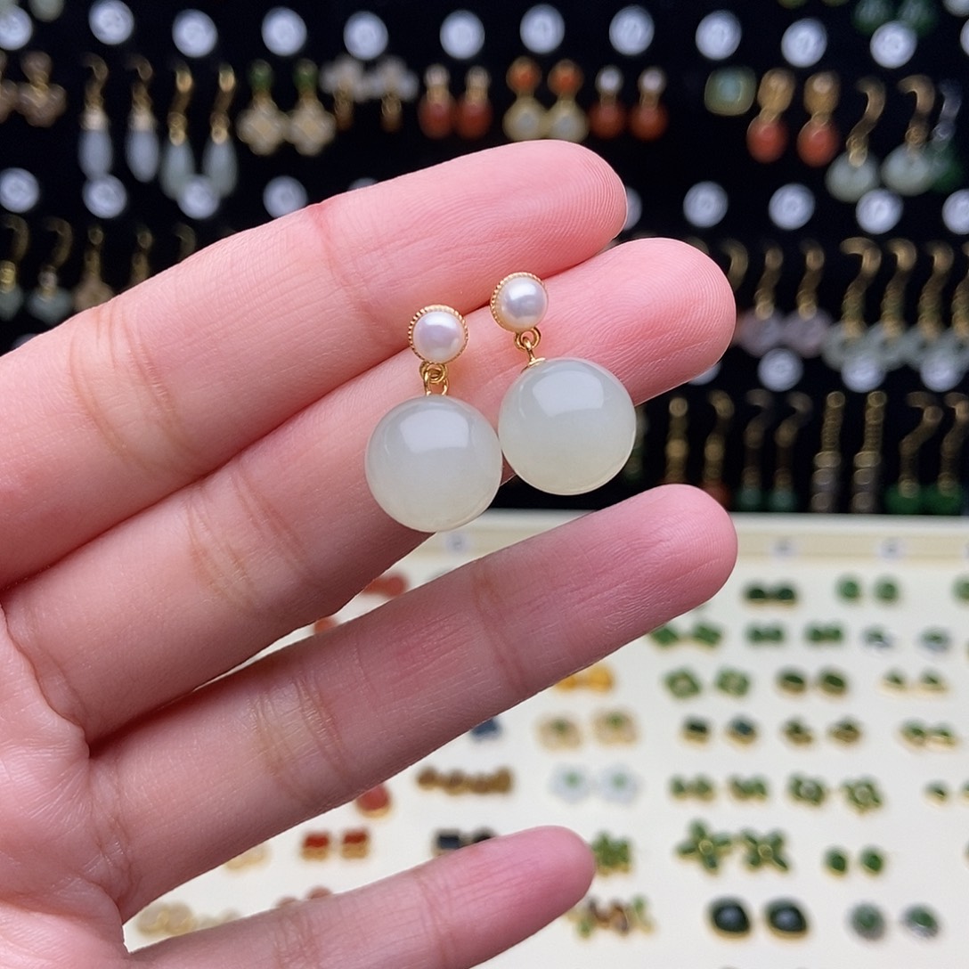 懒***l和田玉银S925镀金镶嵌耳饰