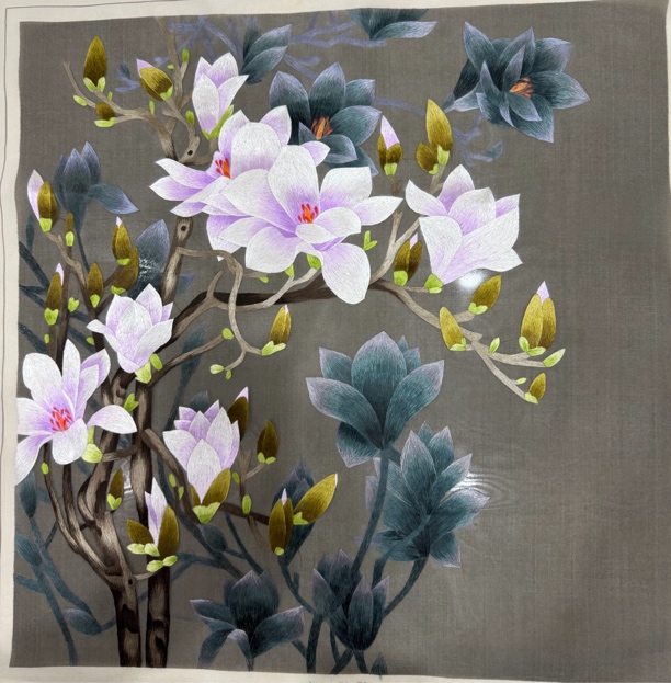 纯手工玉兰苏绣沙发背景墙挂画