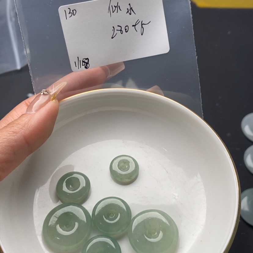 【闪购商品】定制翡翠未镶嵌似****~