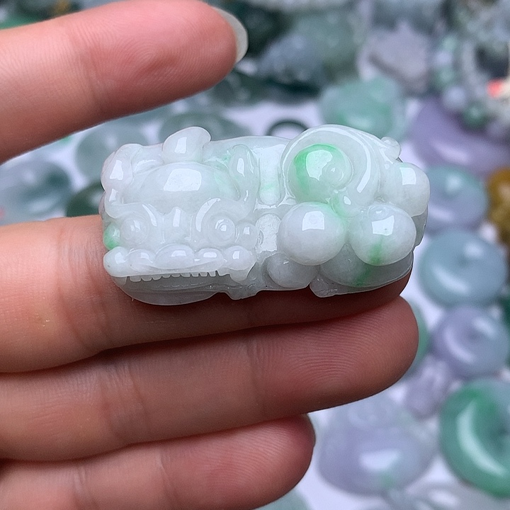 翡翠未镶嵌颈饰天然翡翠