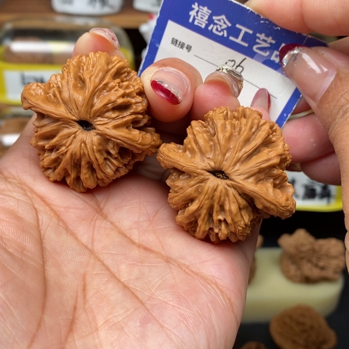 文玩核桃吊坠40全品麦虎