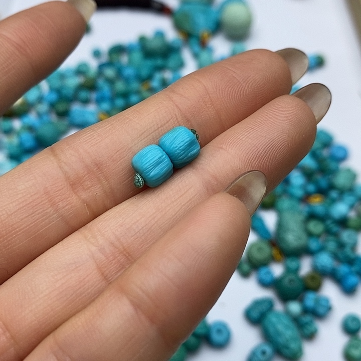 绿松石未镶嵌珠宝奇石