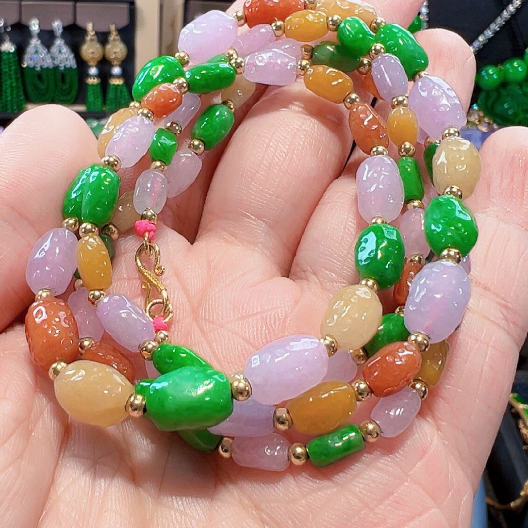 翡翠颈饰18K金镶嵌签收后24小时鉴赏期