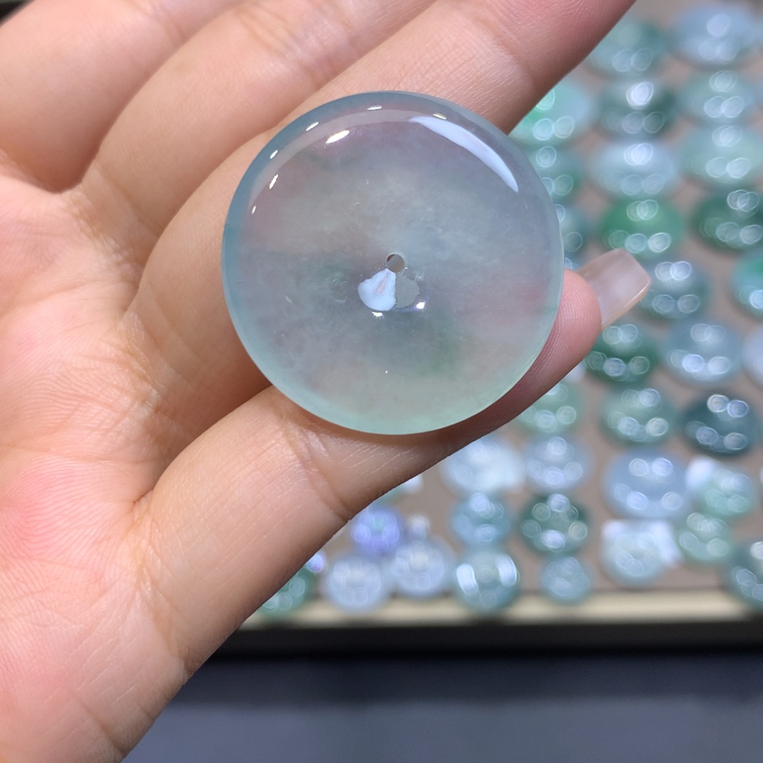 翡翠未镶嵌颈饰平安扣28.7*5.4