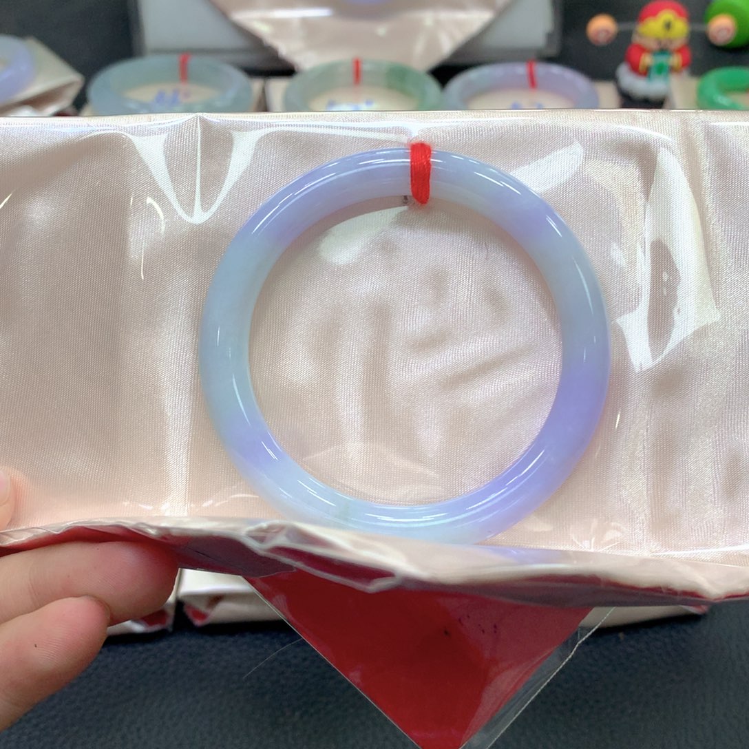 翡翠未镶嵌手镯53圆