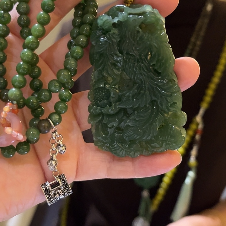 颈饰未镶嵌和田玉