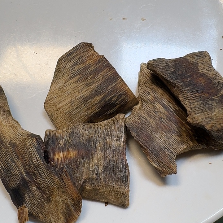 沉香沉香碎屑海南高端陆河树心油醇化老料29克