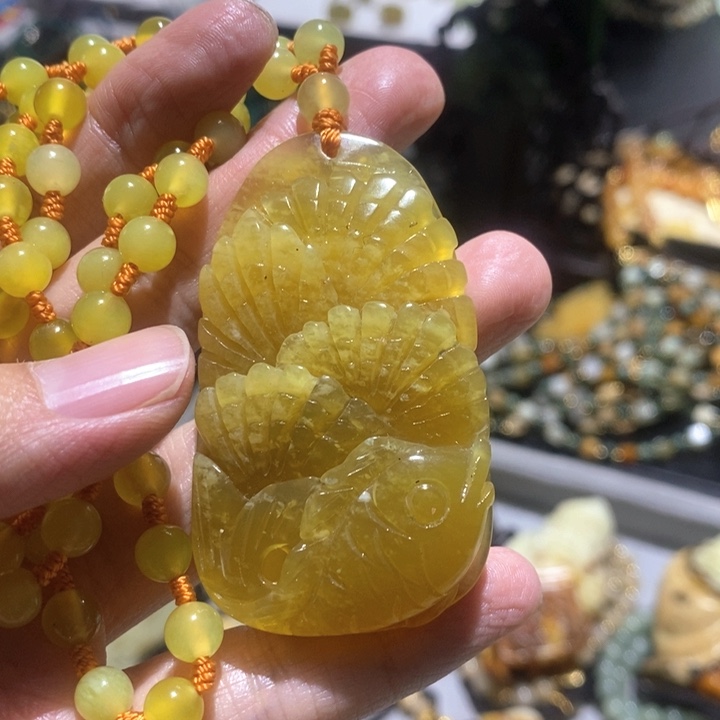 岫玉未镶嵌毛衣链