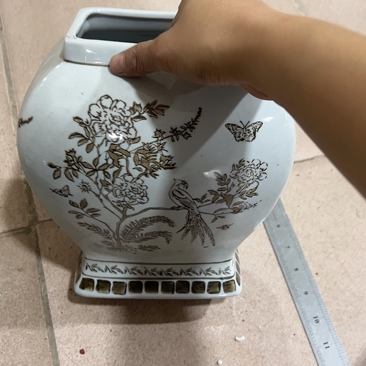 瓷片瑕。。，。。，。。。。。。。