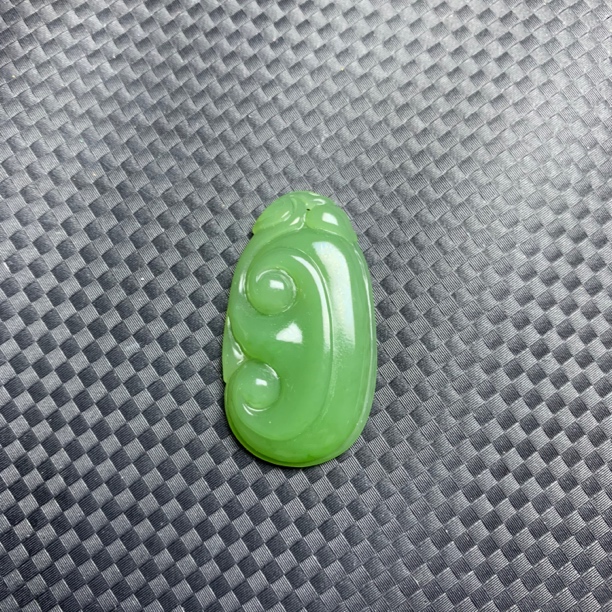 新品碧玉如意吊坠