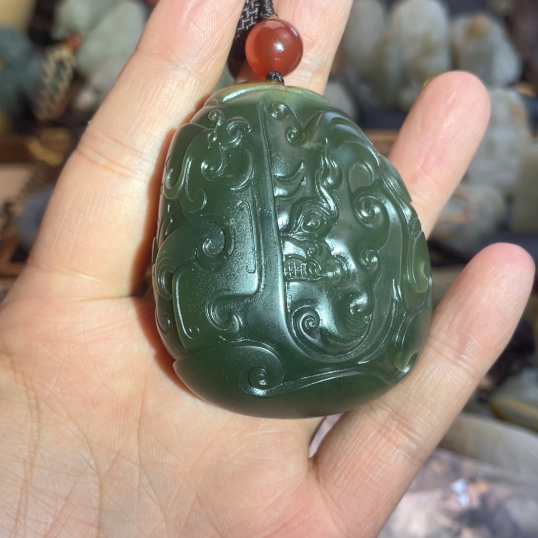 和田玉颈饰未镶嵌