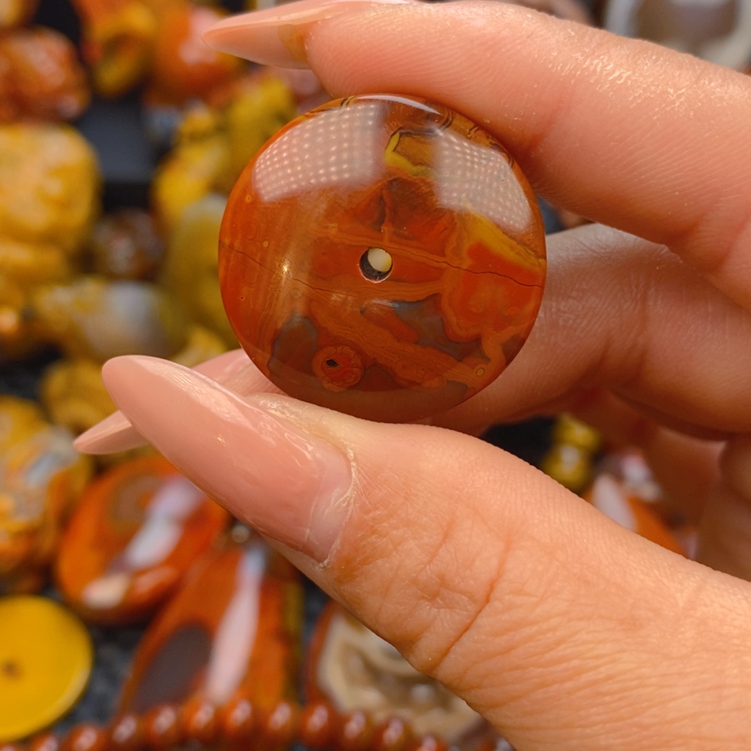 玛瑙/玉髓颈饰未镶嵌