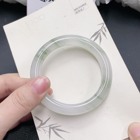 石英质玉手镯未镶嵌52