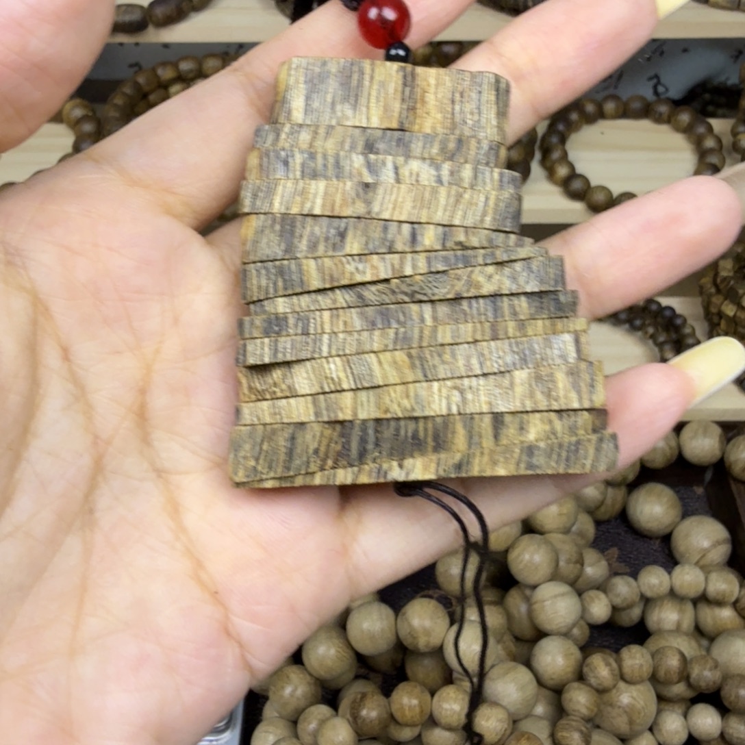 径***景沉香沉香碎屑车挂